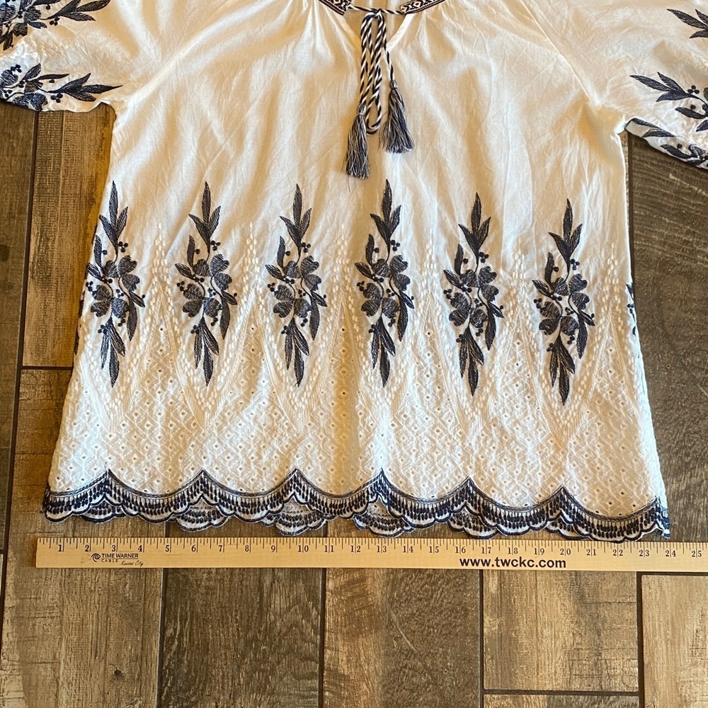 Key Mi White Blouse with Navy and white Embroidery - Picture 10 of 11